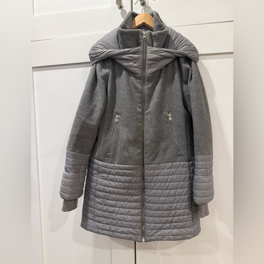 Soia & Kyo Gray Quilted Puffer Coat